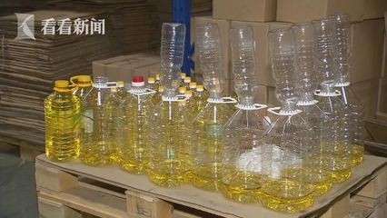 仓库里暗藏加工厂 翻包装进口食品“延长”保质期